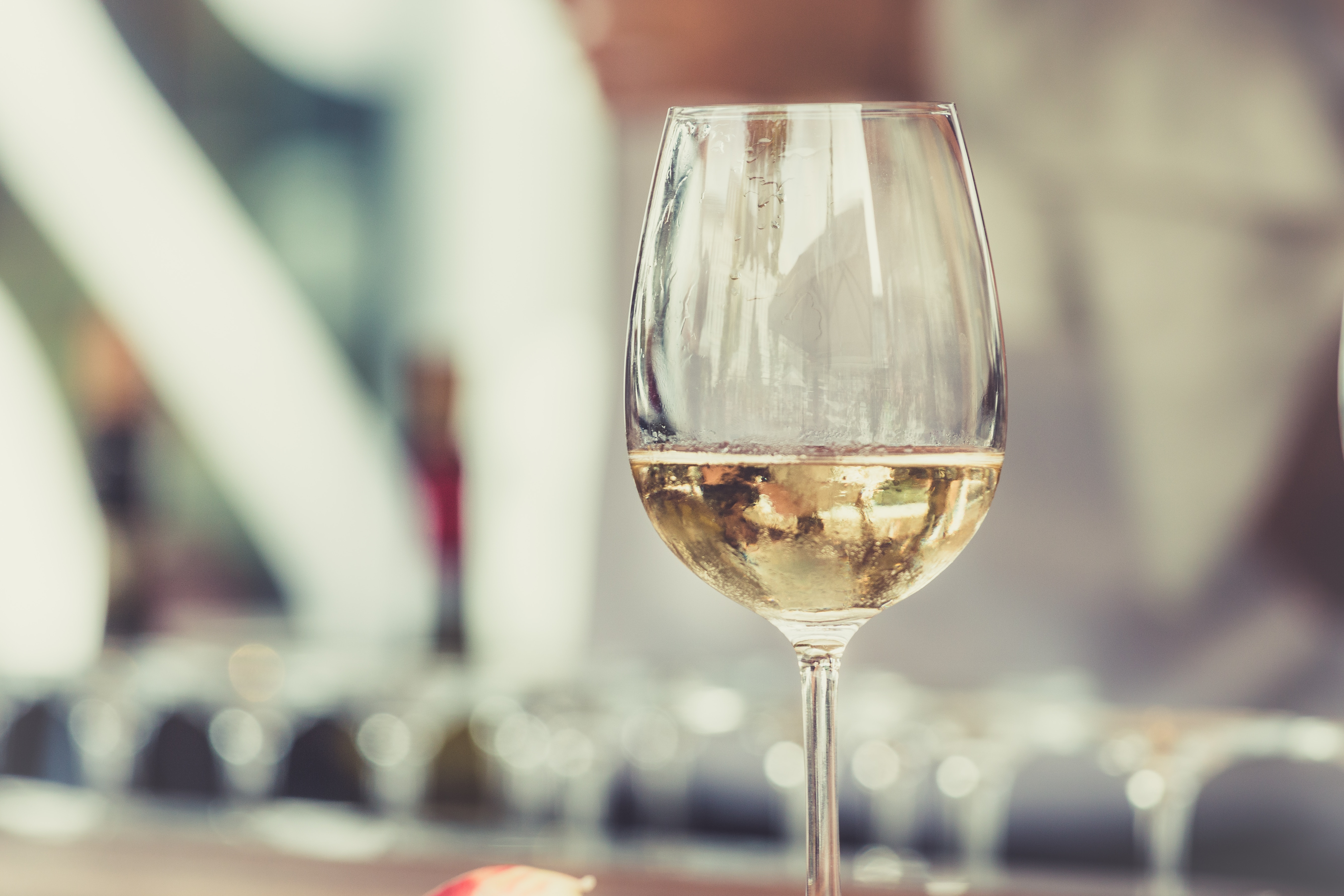 Vin til festlige fejringer - find den online